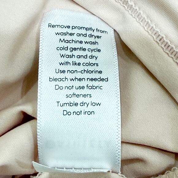 ATHLETA Sunlover UPF Top Size Small Tulip Back Active Workout Top Light Pink - Picture 11 of 14